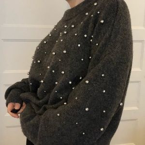 H&M | Grey Embellished Knit Sweater